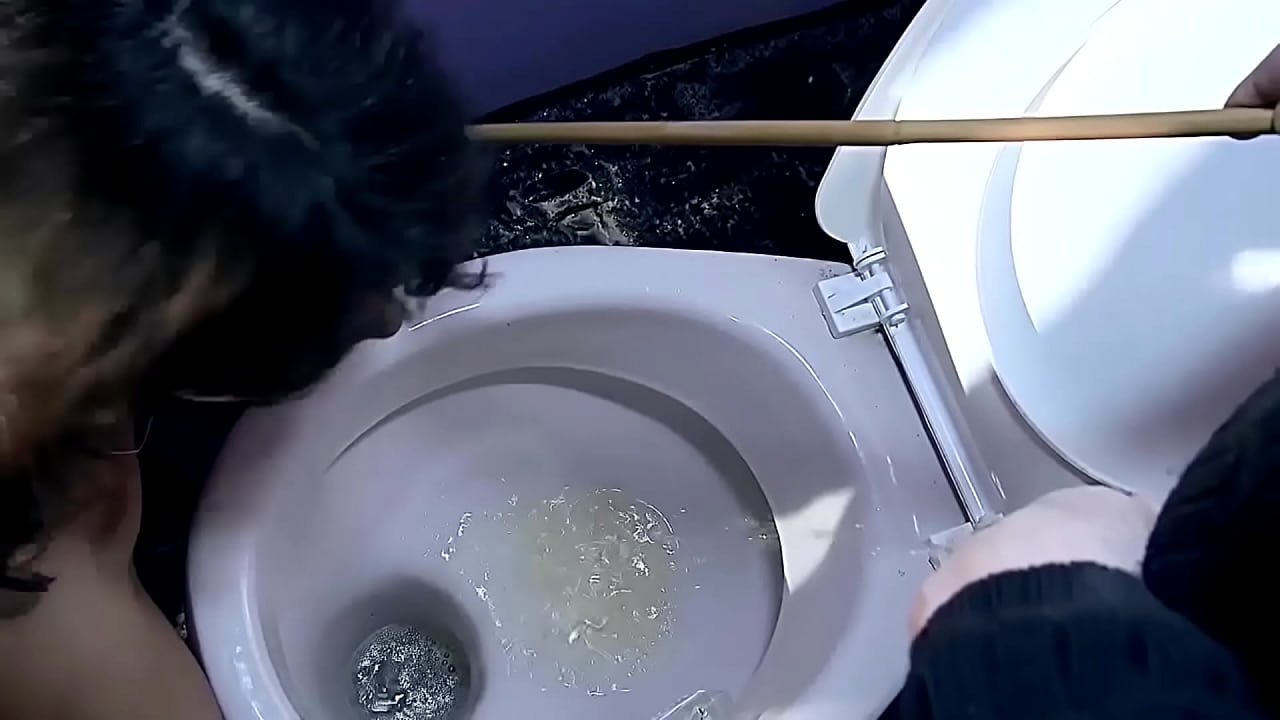 Mia belega privata sekssklavino Melanie Memphis. Ŝi estas mia plej ŝatata sklavino, ŝi aspektas senkulpa, juna, pri anusa sekso, rolludado, kaj mi povas uzi ŝin kiam ajn mi volas. Parto 1.